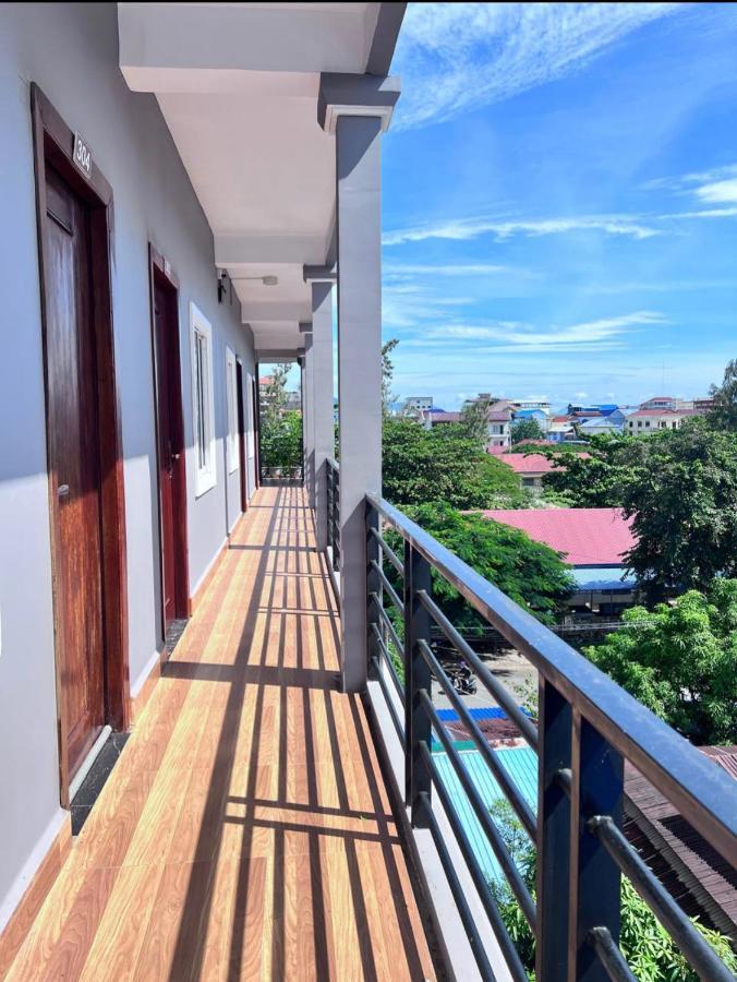 Kro Nhep Guesthouse カンポット エクステリア 写真